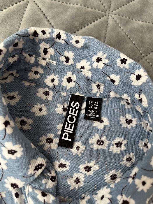 Rochie midi mărimea XS ,Pieces