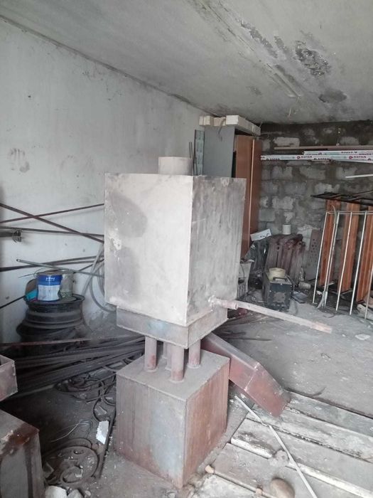 продаю сварочный аппарат и меттал