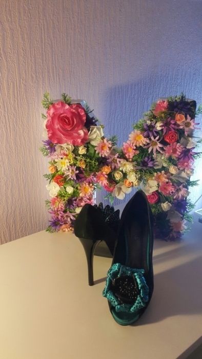 Продам женскую обувь, туфли.