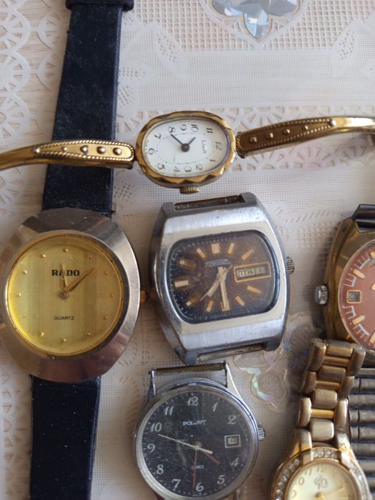 Продам часы на запчасти