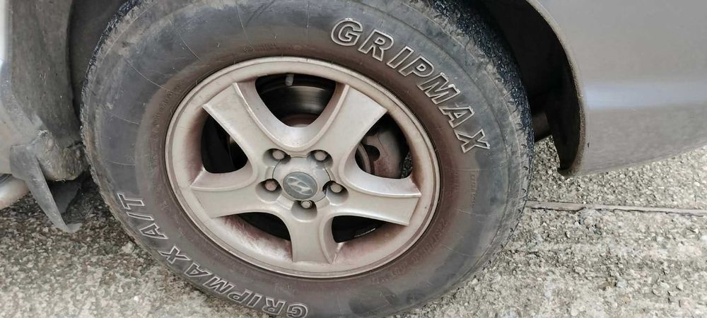 Hyundai Santa Fe 2 CRDI 2x4 diesel ITP facut in noiembrie.