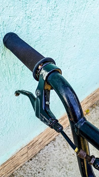 Bicicleta BMX jumper 520