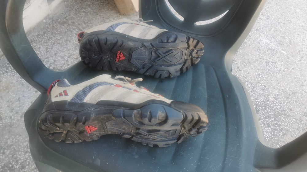 Маратонки "ADIDAS"