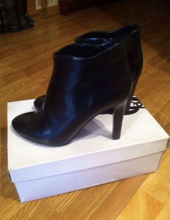 Новые кожаные полуботинки "Nine West"