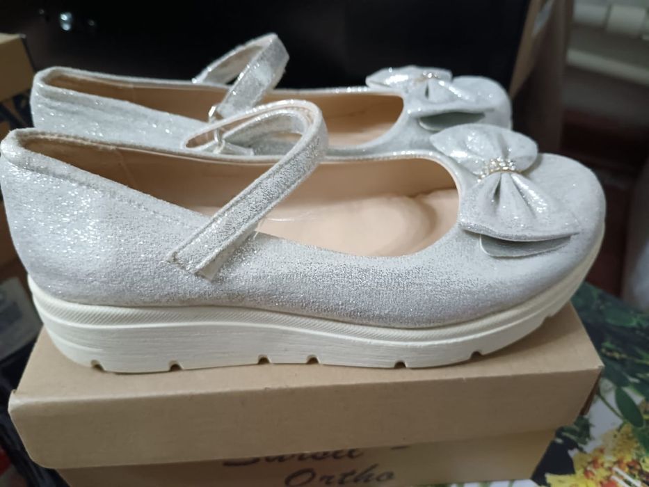 Туфли на девочку красивые