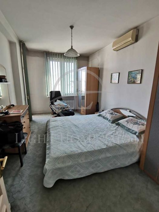 Продава се Четиристаен апартамент в Пловдив, Център - 193 кв.м за 1814 €/кв.м - Снимка #6