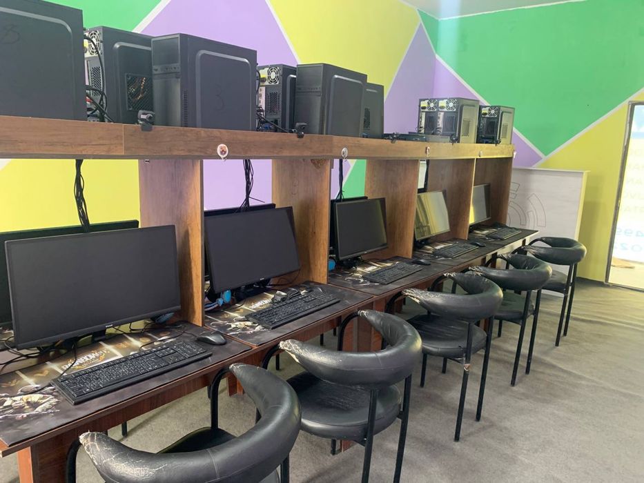 Parta Stul Kompyuterla 10 ta Trenajor hammasi sotiladi