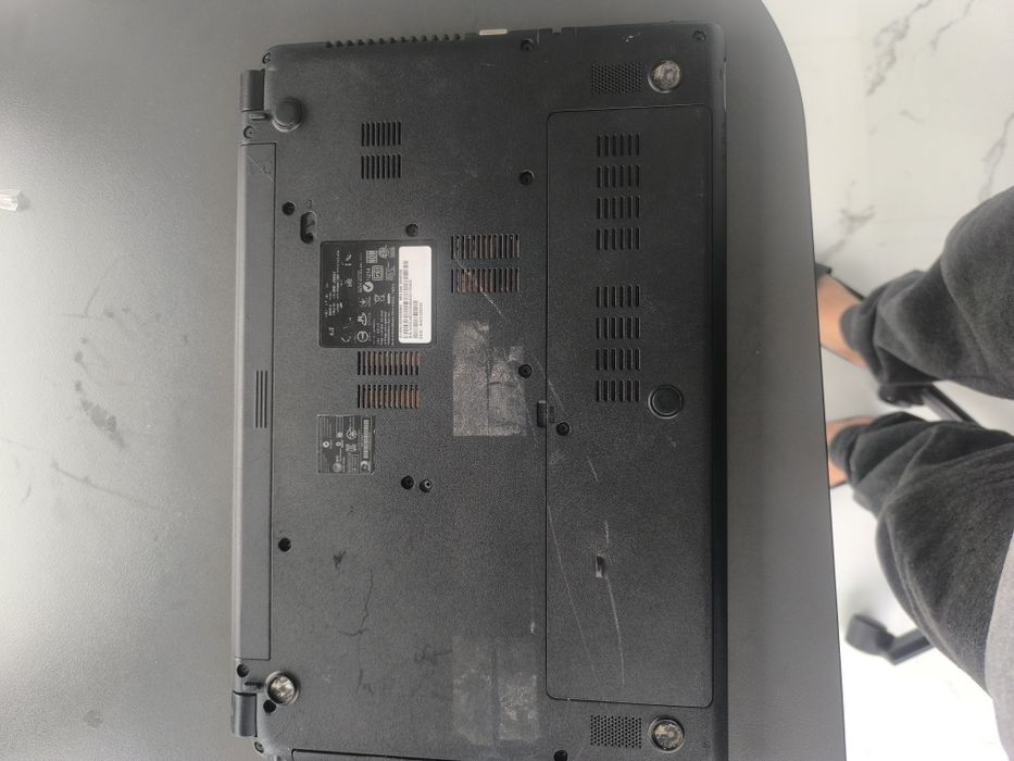 Laptop Acer Aspire E1, 8gb RAM, 256 ssd Kingston, placa video dedicata nvidia
