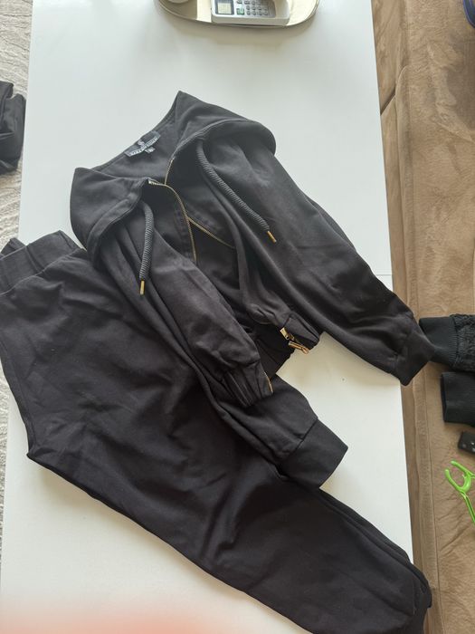 Спортен комплект sara swidan