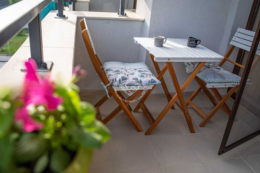 Дава се под наем Двустаен апартамент в с. Левски, Област Варна - 70 кв.м за 612 € - Снимка #4