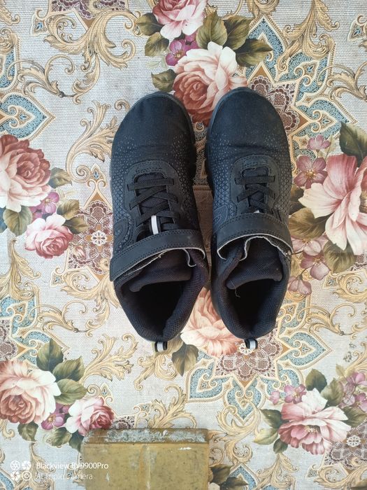 Adidas pentru copii marimea 37 stare buna