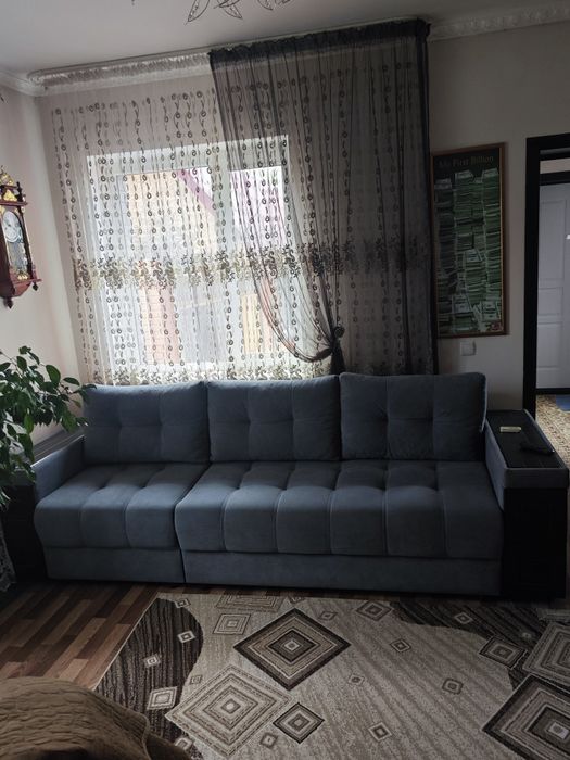 Диван в отличном состоянии