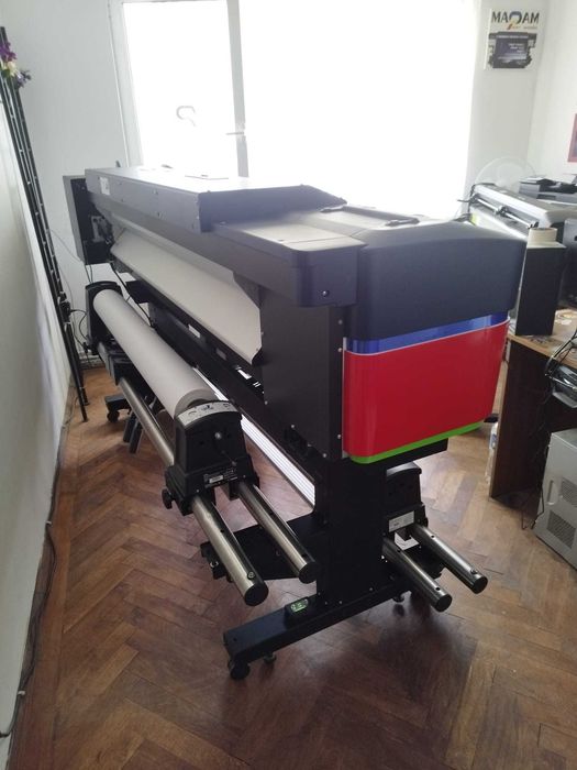 Epson S40600 Imprimanta de mari dimensiuni 1.6m (Plotter) ECOSOLVENT