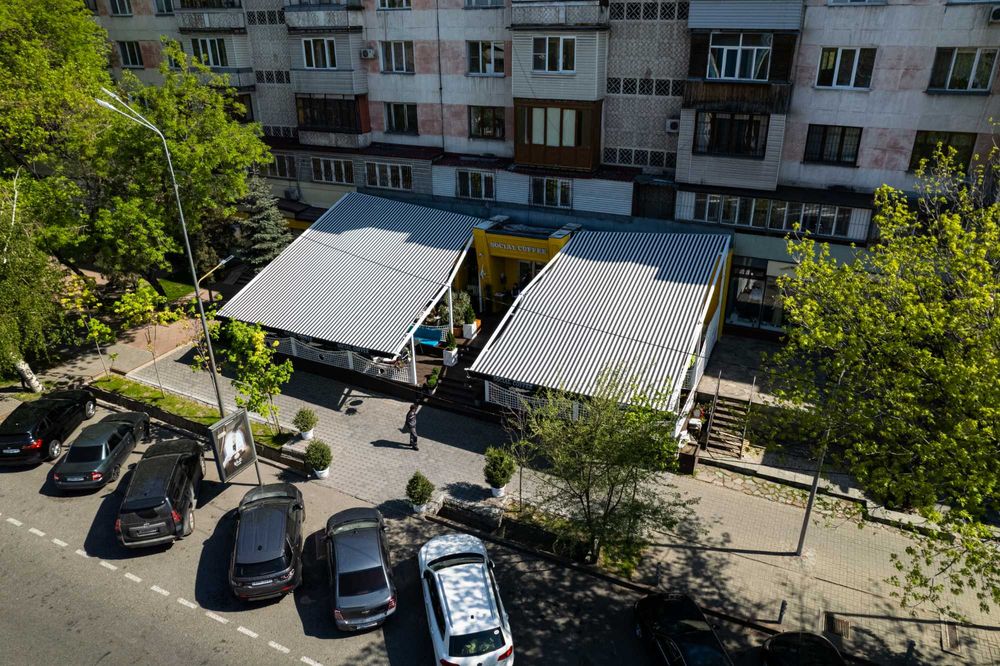 Маркизы для летних террас