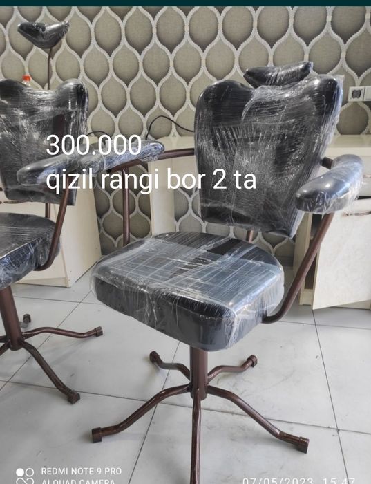 Pamoshnik sotiladi 400. Srochna