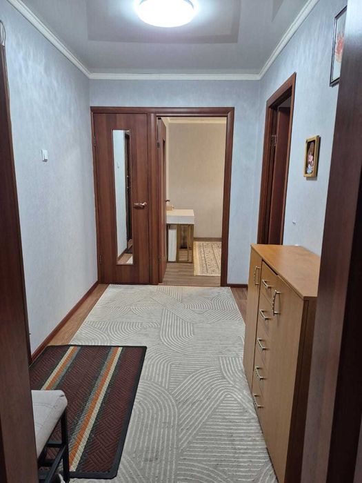 Продам 2-комнатнуюв 8 микрорайоне
