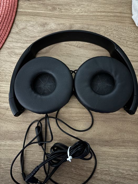 Căști Sony cu fir