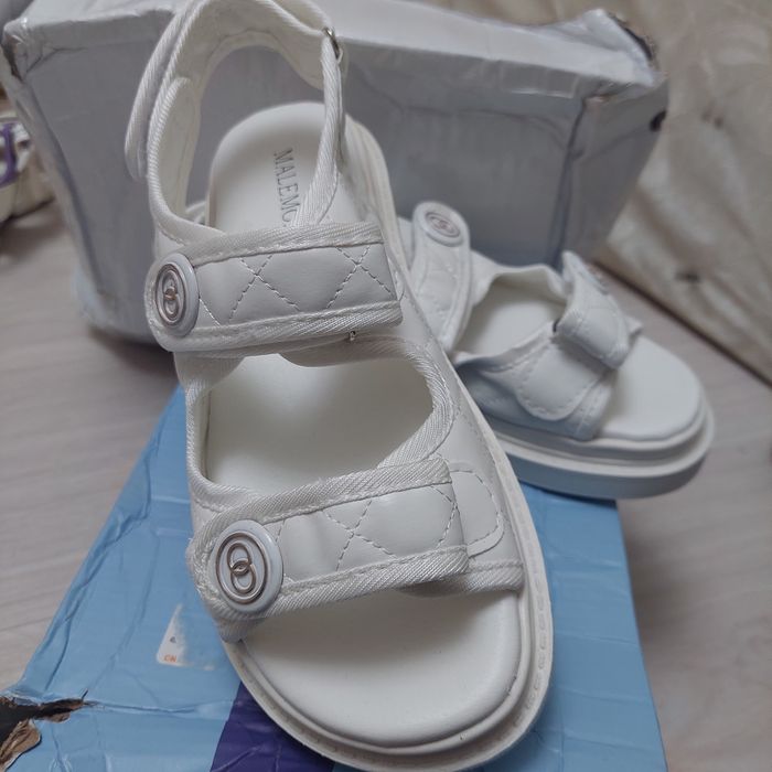 Продаётся обувь с пиндуодо