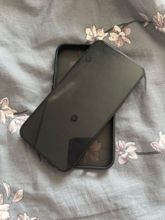 В продаже айфон 13