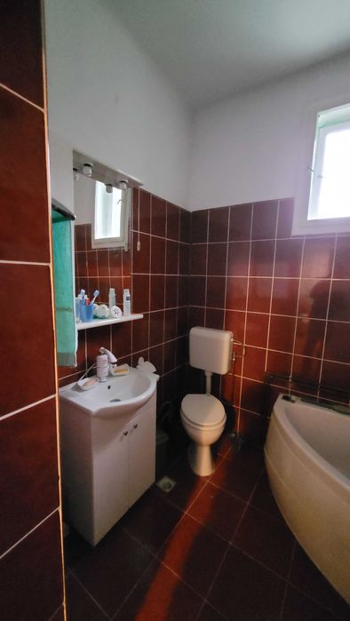 Vand casă la Zorani