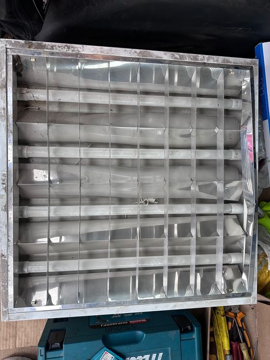 Лампи за вграден таван