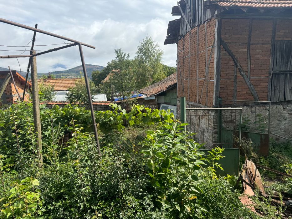 Продава се Къща в София, Орландовци - 1175 кв.м за 49 €/кв.м - Снимка #7