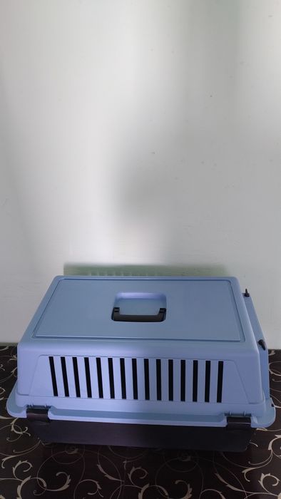 Транспортна кутия за котка