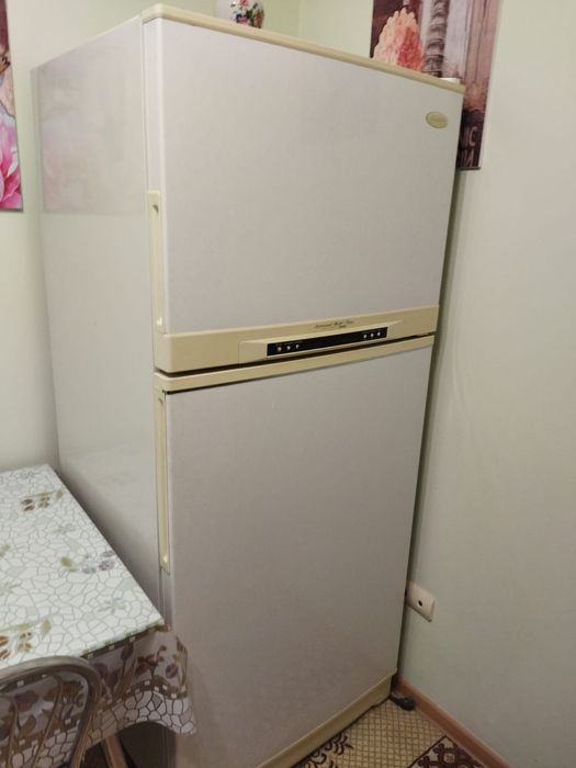 Продам холодильник Daewoo