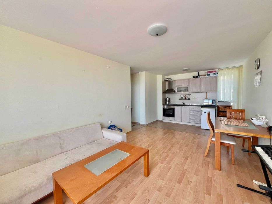 Продава се Двустаен апартамент в к.к. Елените - 84 кв.м за 1108 €/кв.м - Снимка #7