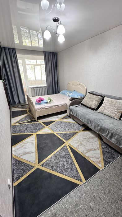 Чистая однушка посуточно