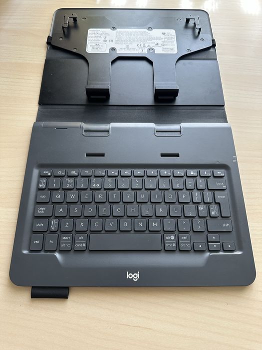 Tastatura universala Logitech bluetooth Universal Folio