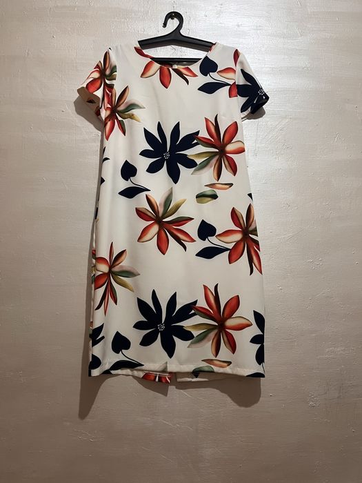 продам платье б/у