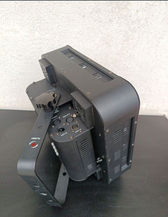 lumini led blinder matrice rgb 16 x 30w
