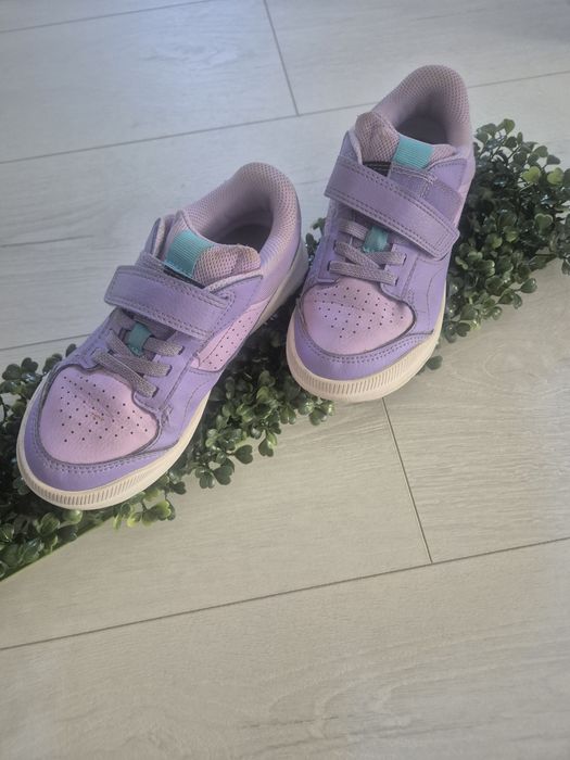 Tenesi mar 32  stare f buna, Decathlon