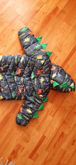 Ново детско яке 12м