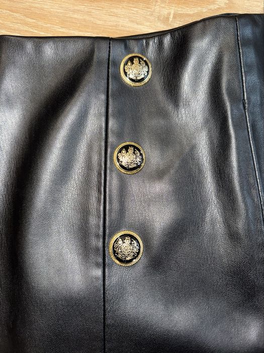 Кожени къси панталони - Zara