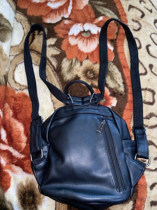 Черна раница използана