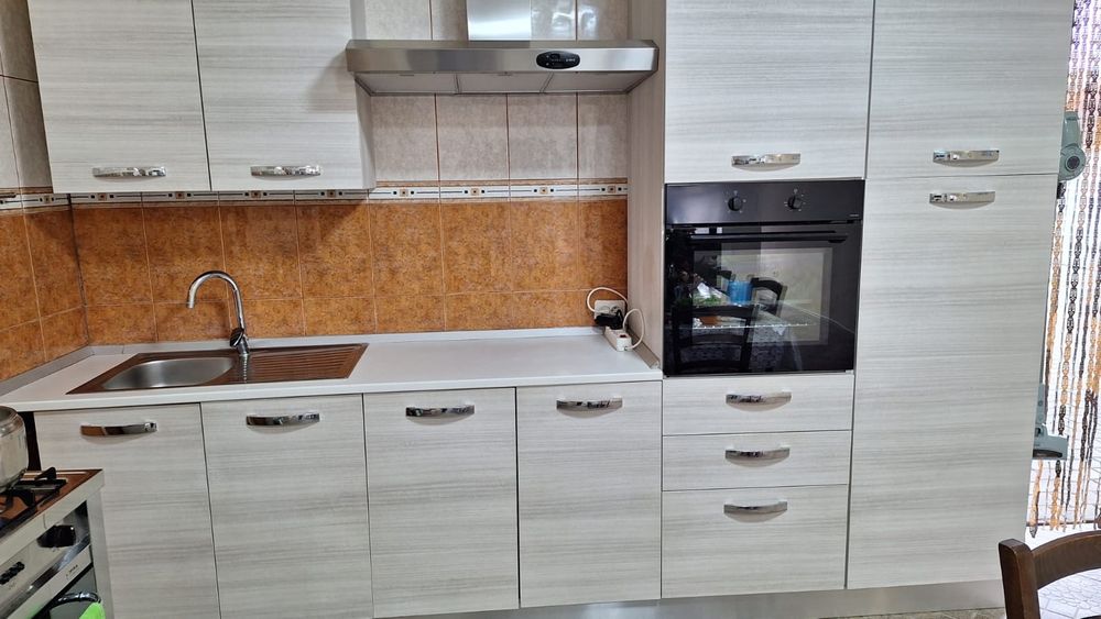 Bucătărie ambalata noua