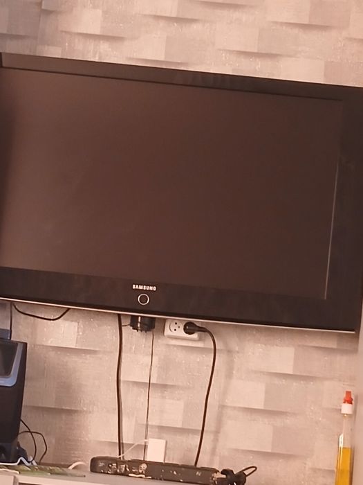 Телевизор  продам