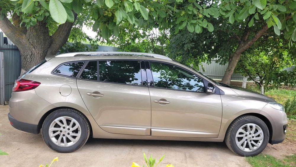 Renault Megane 2013 diesel, 4.309 € — imagine 2