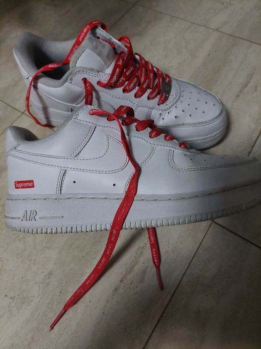 Nike air force 1 supreme