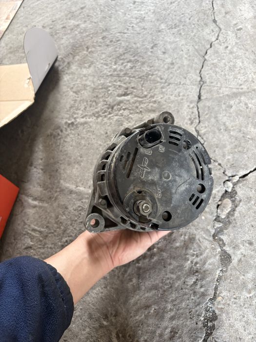 Генератор от приоры на 115 Ампер