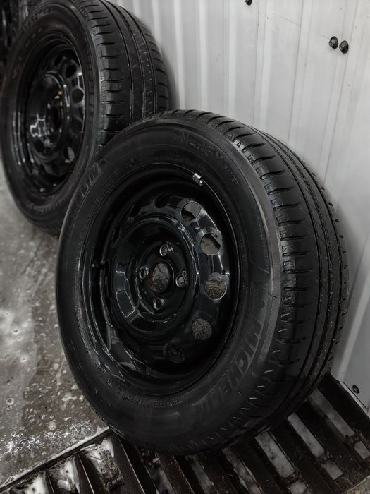 Летняя резина с дисками R15