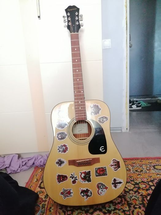Модель: Songmaker DR-100
Бренд: Epiphone