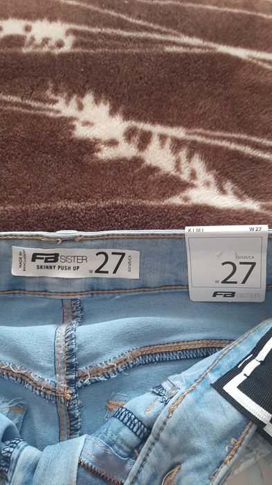 Дамски светлосини дънки