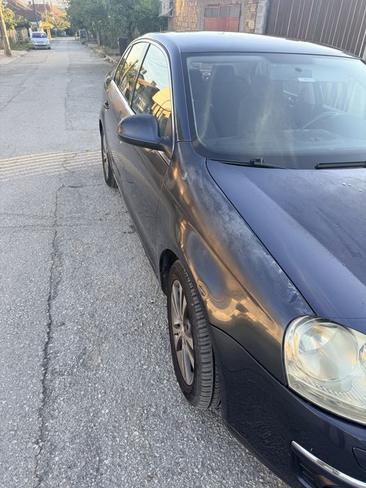 VW Jetta 2.0 TDI 140кс