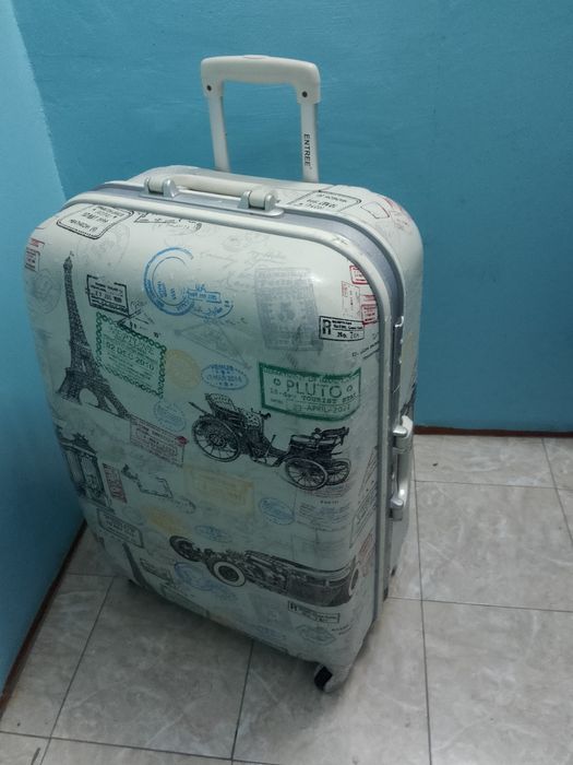 Чемодан   большой