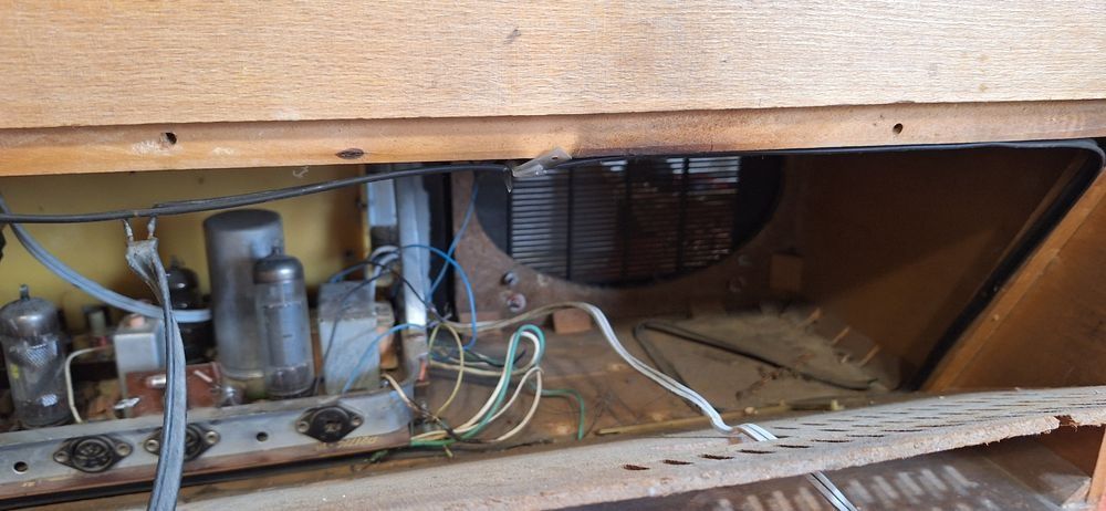 Pick-up radio Traviata 2