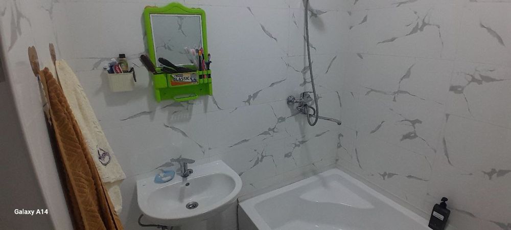 Sergeli yangi darxon2da kvartira OG’IL BOLALAR uchun srochna