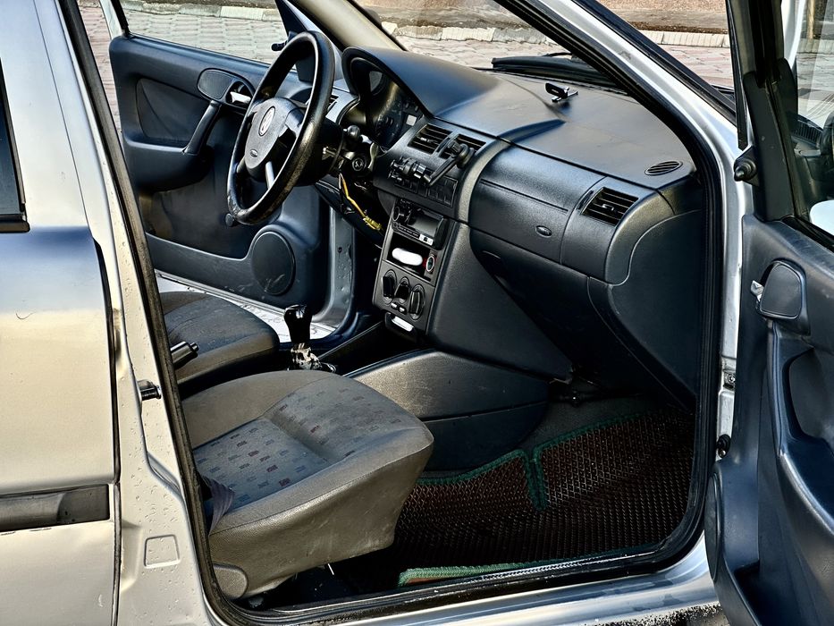 Volkswagen Gol/Pointer 2005 1.8